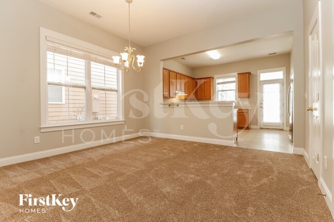 Photo - 103 Barberry St