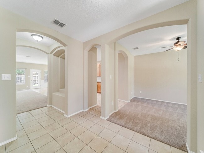 Photo - 8162 Robertson Dr