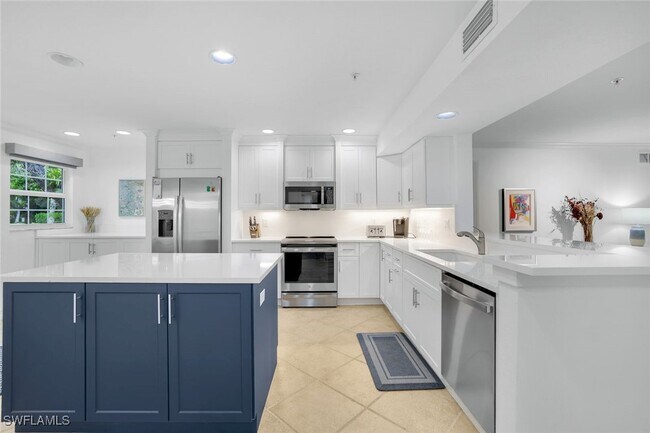 Photo - 376 3rd St S Unidad 102