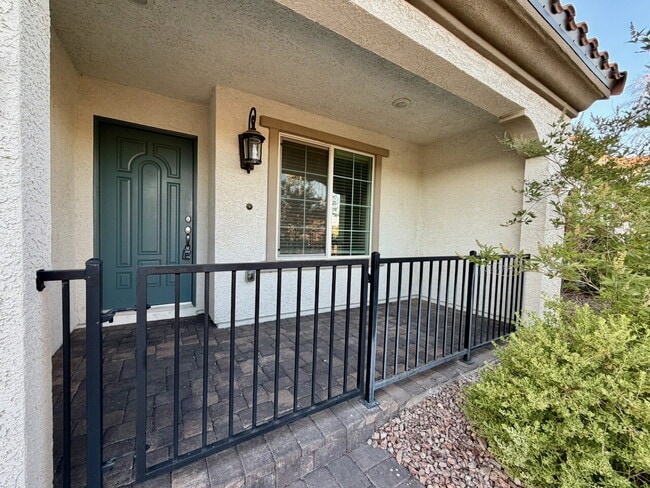 Photo - 3 BED 2.5 BATH 2 CAR GARAGE TOWNHOUSE FOR RENT LOCATED IN CADENCE MASTER COMMUNITY