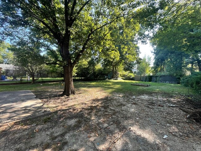 Photo - 1432 Madison St