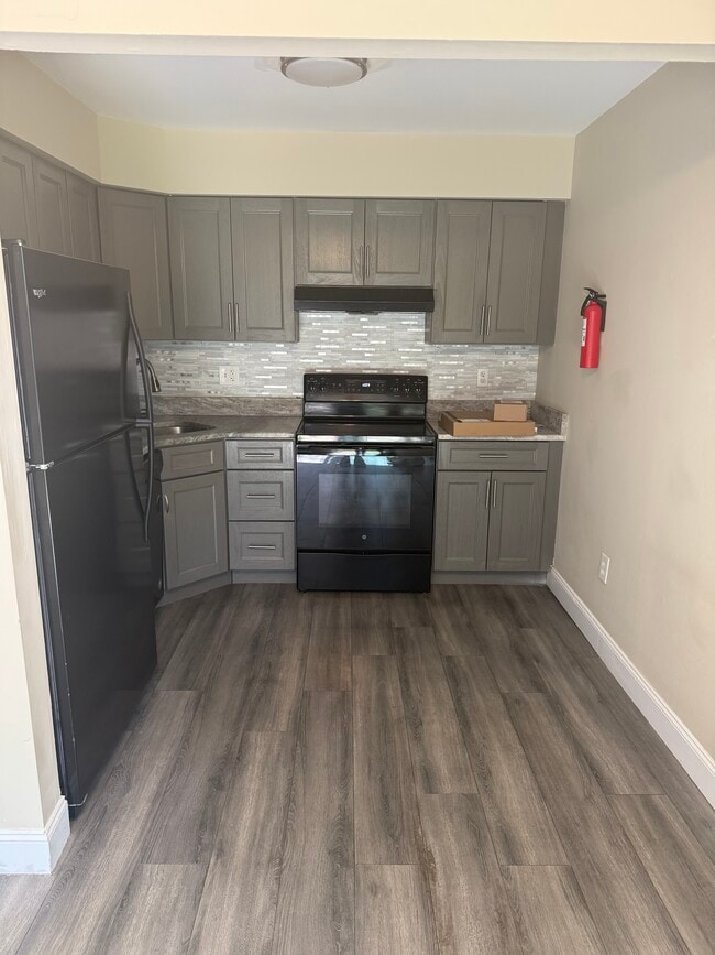 Building Photo - 406 Willow Turn Unit 406 A Willow Turn