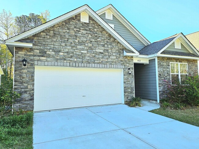 Building Photo - Available 9/1! Rental