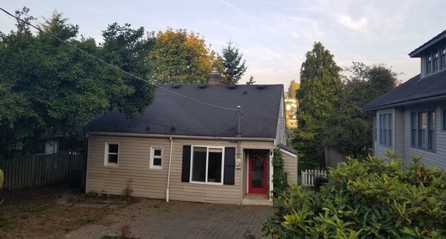 Building Photo - 4823 40th Ave SW