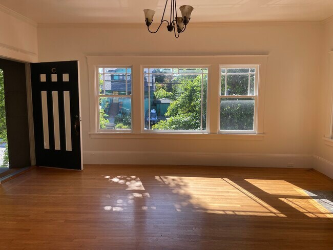 large window overlooking the wide street - 365 Santa Clara Ave Unit Barbara