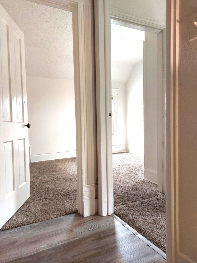 Photo - 1528 9th Ave