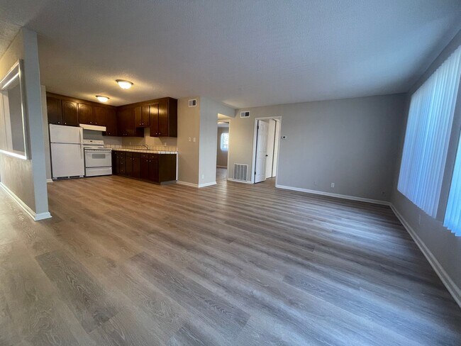 Photo - 1651 Detroit Ave