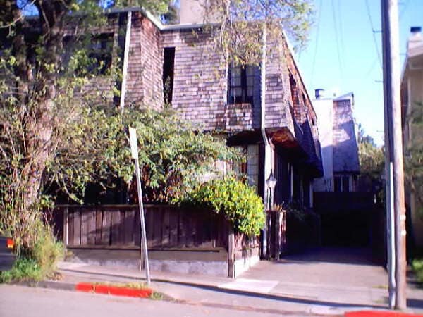 Photo - 2342 Hilgard Ave Unidad 2342