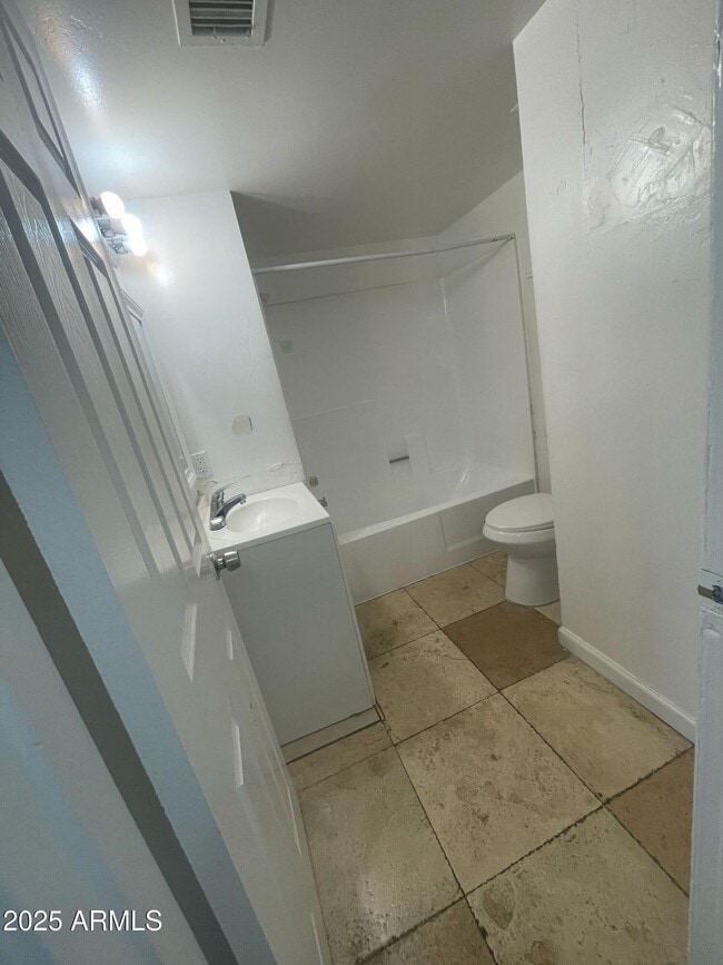 Photo - 2698 N 43rd Ave