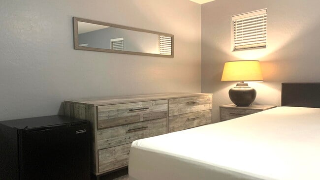 Photo - 15046 W Sells Dr