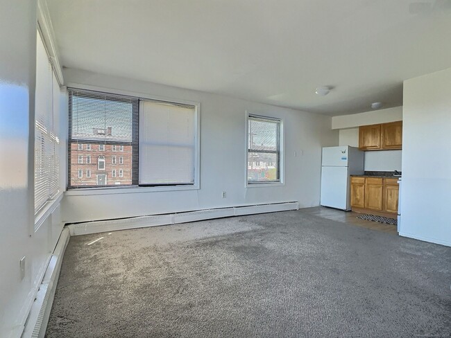 Photo - 185 Palisade Ave Unit 14