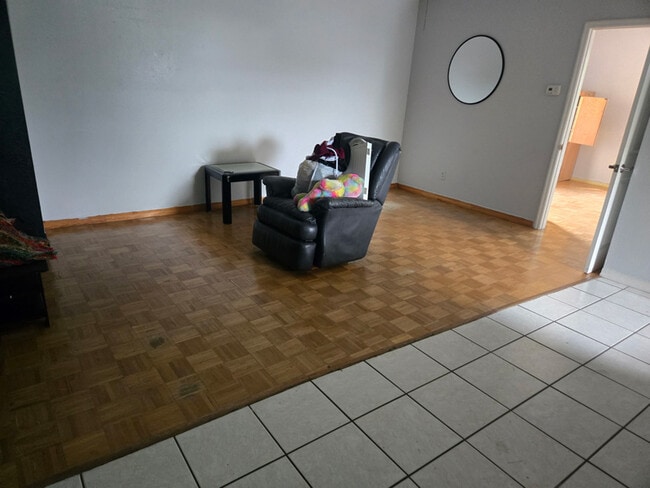 Photo - 1325 Drew St