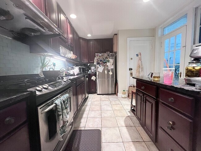 Photo - 313 Tappan St Unit 2