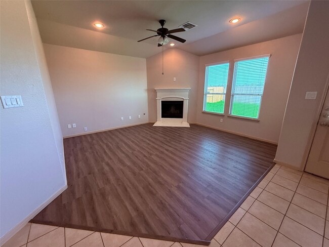 Photo - 18935 Deer Trace Dr