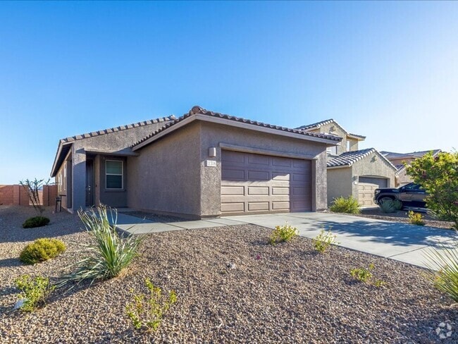 Building Photo - 3 Bedroom 2 Bathroom  MOUNTAIN VIEWS!! Rental
