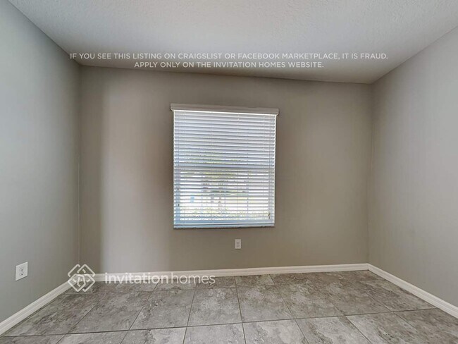 Photo - 205 English Heritage Pl