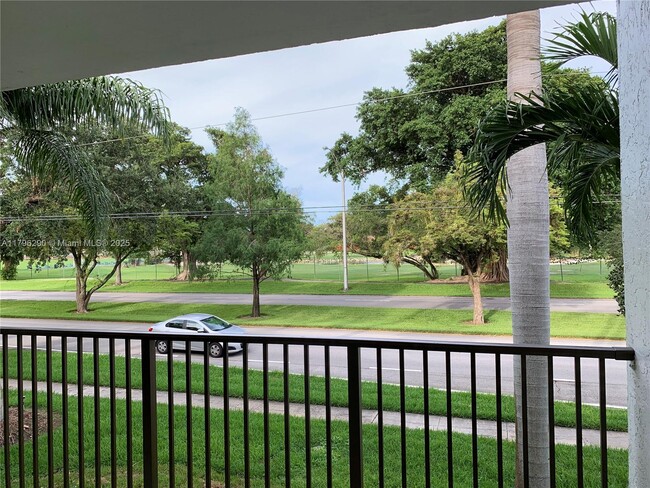 Photo - 530 S Park Rd Apartamento Unidad 23-11