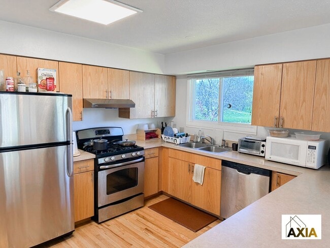 Photo - Spacious Home Right on the Park!