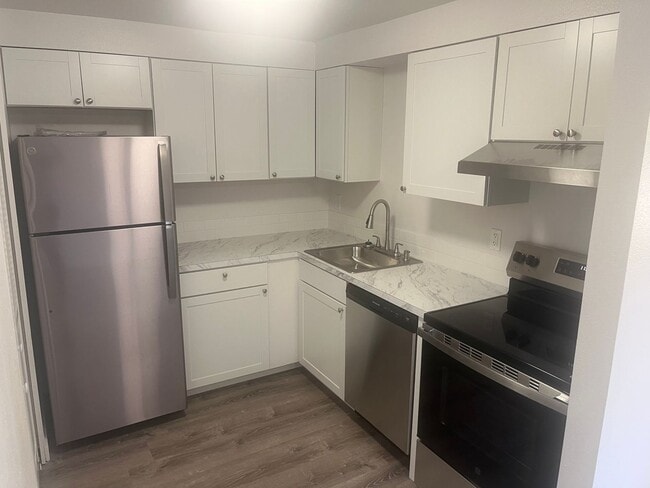 Photo - 3625 SW Troy St Unit 3625