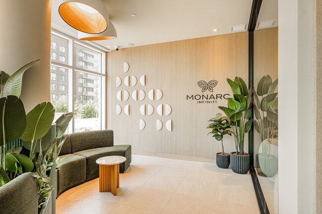 Photo - Monarc Collection