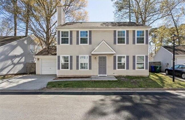 Building Photo - Spacious 4 bedroom, 2.5 bath home in Cobbl...
