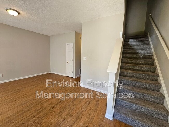 Photo - 3275 Oakley Pl Unit #18
