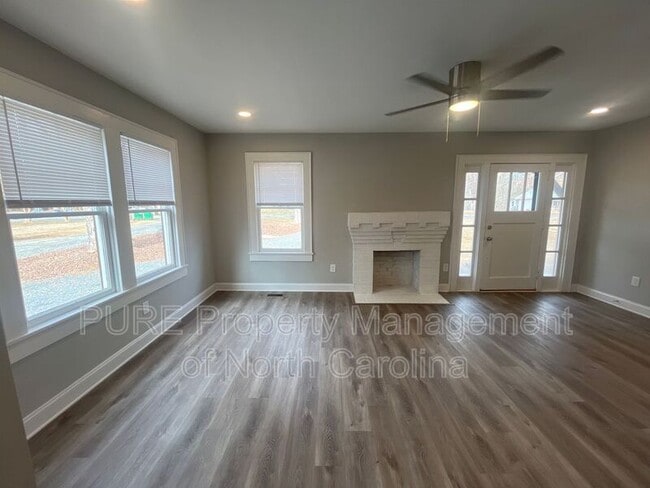 Photo - 3355 E Ridge Rd