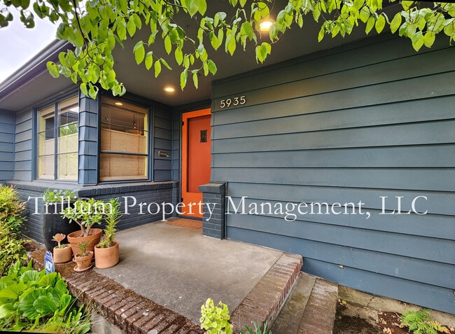 Photo - 5935 N Concord Ave