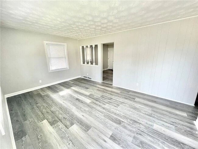 Photo - 753 Cosler Dr
