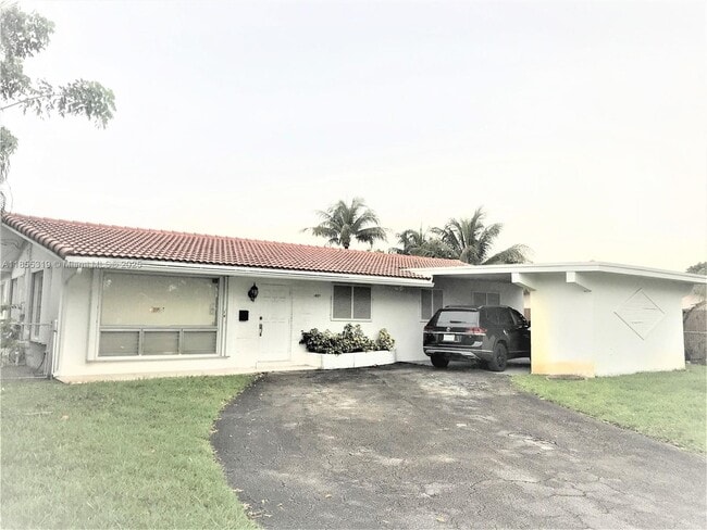 Building Photo - 1807 N 40th Ave Rental