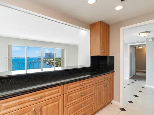 Photo - 11111 Biscayne Blvd Unit 912
