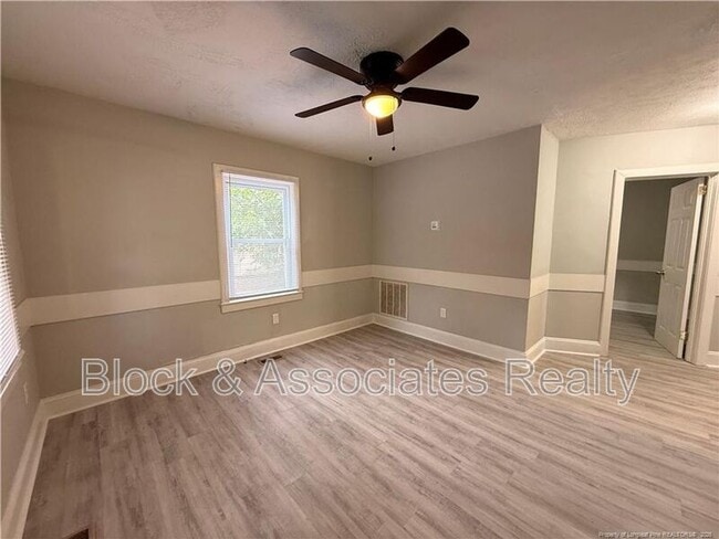 Photo - 1106 Clark St Unit A