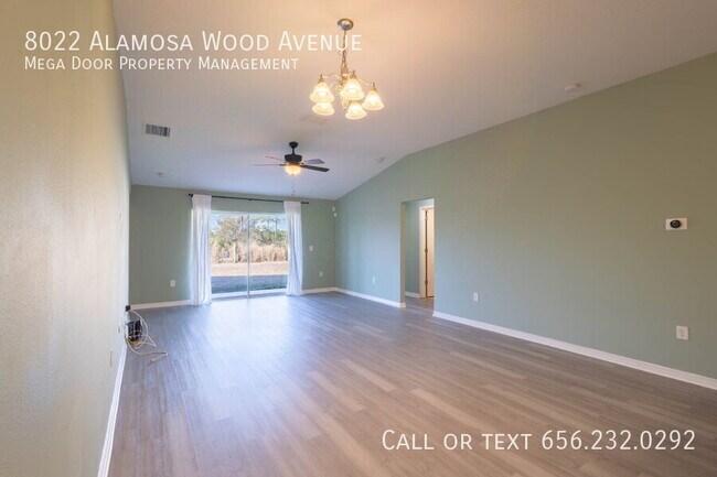 Photo - 8022 Alamosa Wood Ave