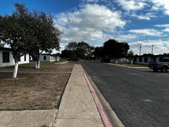 Photo - 220 S 25th Ave Unidad 220 s 25th Ave Edinburg,TX