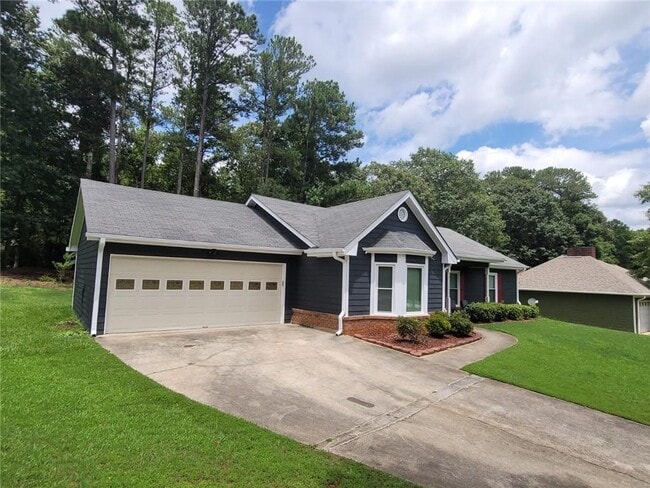 Photo - 318 Bridgewood Dr SE