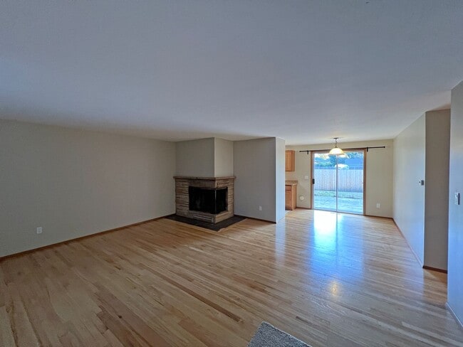 Photo - North Burien Rambler home - 3 bedrooms and...