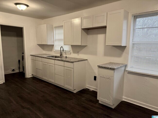 Photo - 7823 Rugby Ave