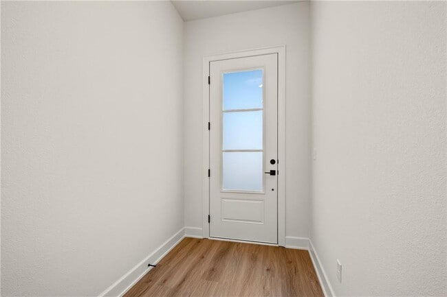 Photo - 1821 Peacock Rd