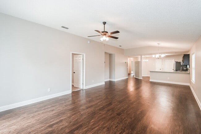Photo - 8785 Chambore Dr