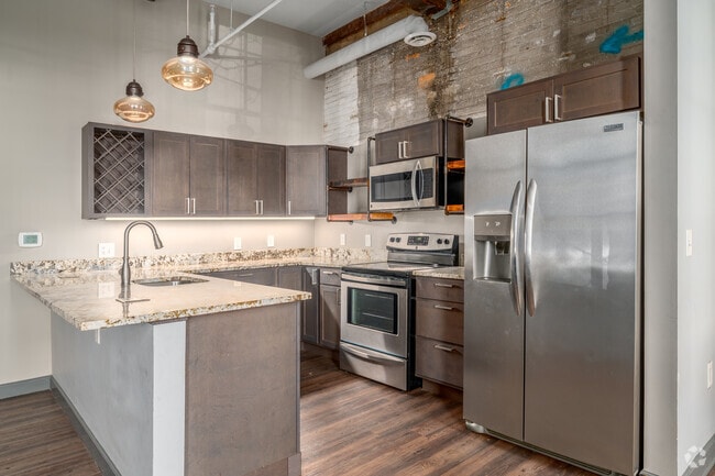 2BR, 2BA - 1,422SF - Kitchen
