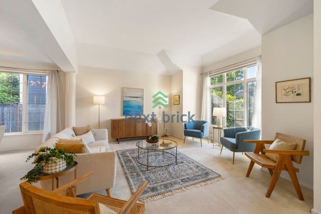 Photo - Stunning 3 BEDS & 2 BATH SINGLE FAMILY HOUSE FOR RENT