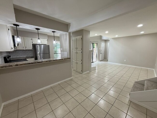 Photo - 889 Dublin Dr Unit D