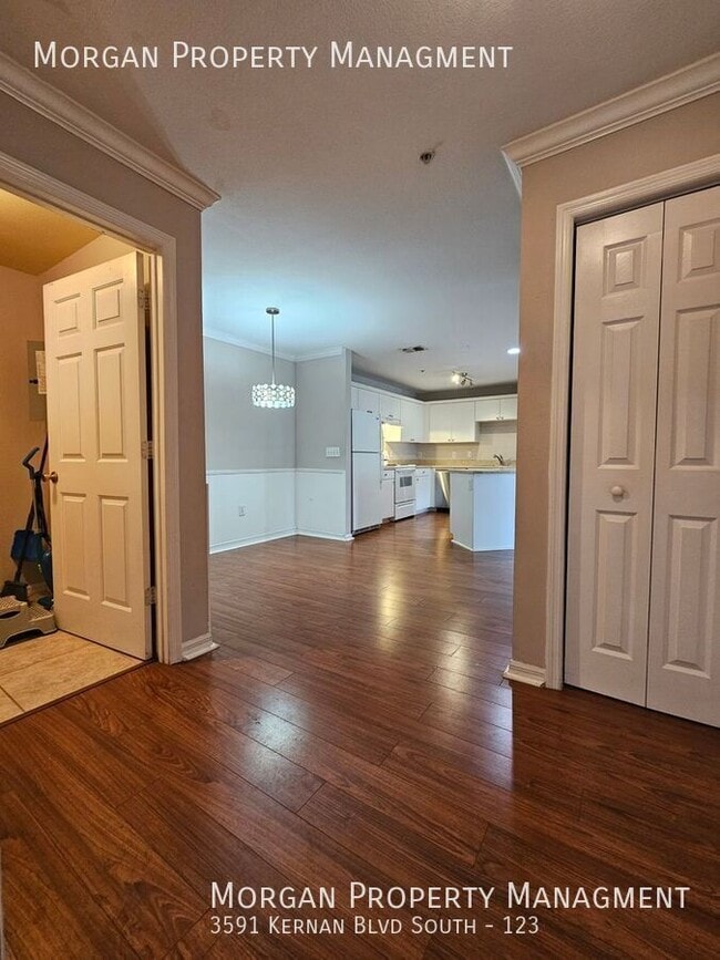 Photo - 3591 Kernan Blvd S