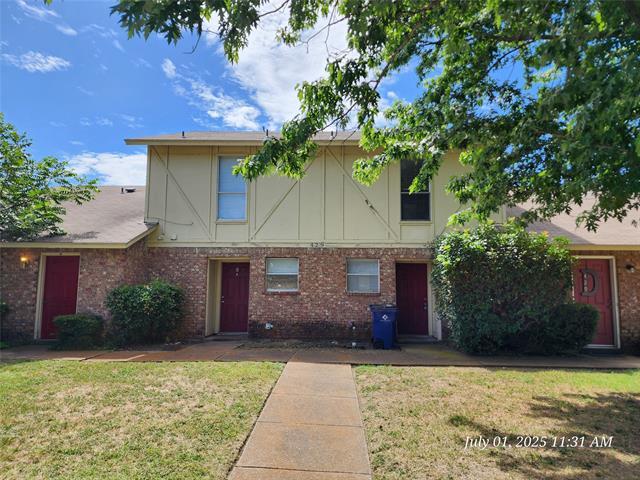 Photo - 429 SW Thomas St Townhome