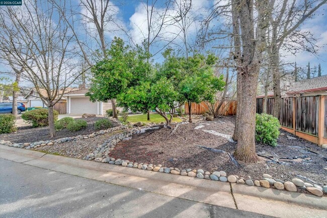 Photo - 1060 St Andrews Dr