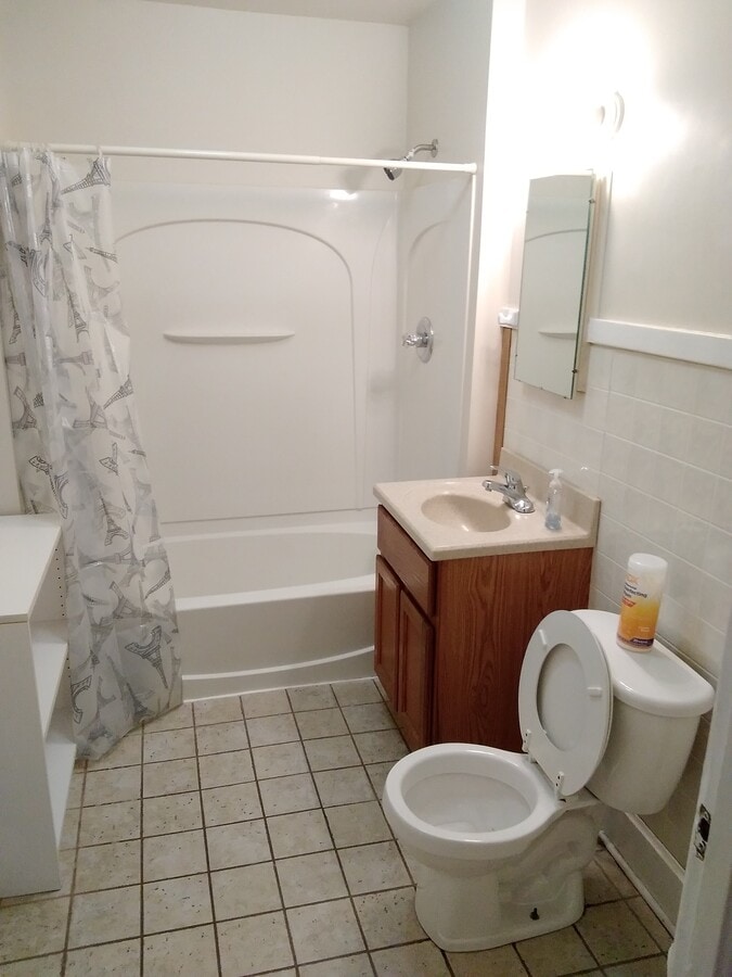 Photo - 1822 N Main St Unit Upper