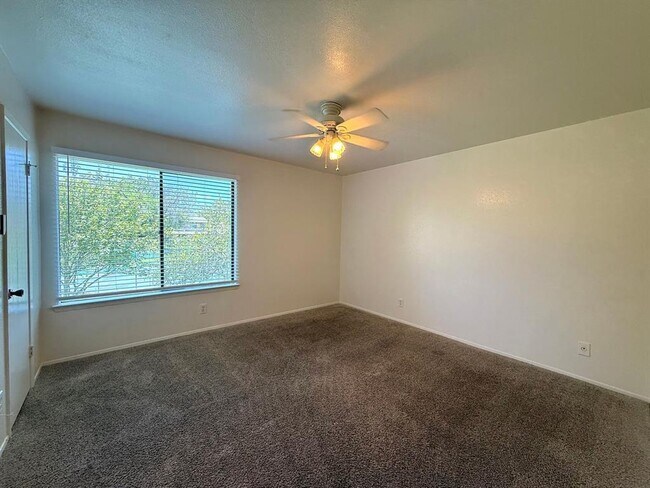 Photo - 900 W Village Ln
