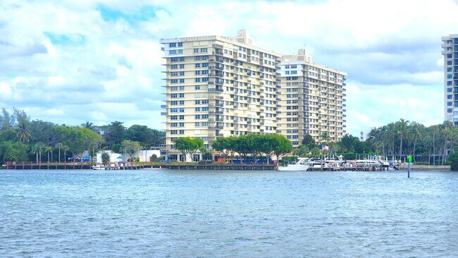 Building Photo - 2121 N Ocean Blvd Unit 1205e