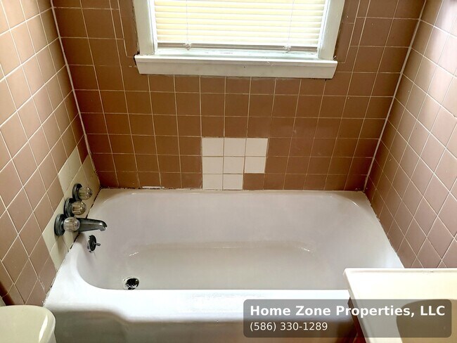 Photo - 486 Fildew Ave