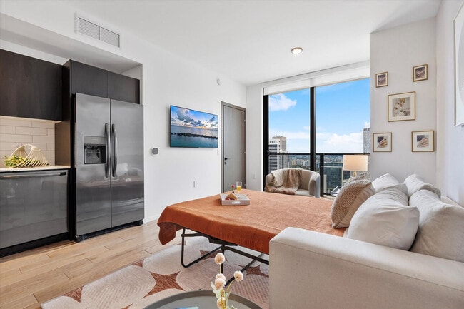 Photo - 398 NE 5th St Unit SI ID1372297P